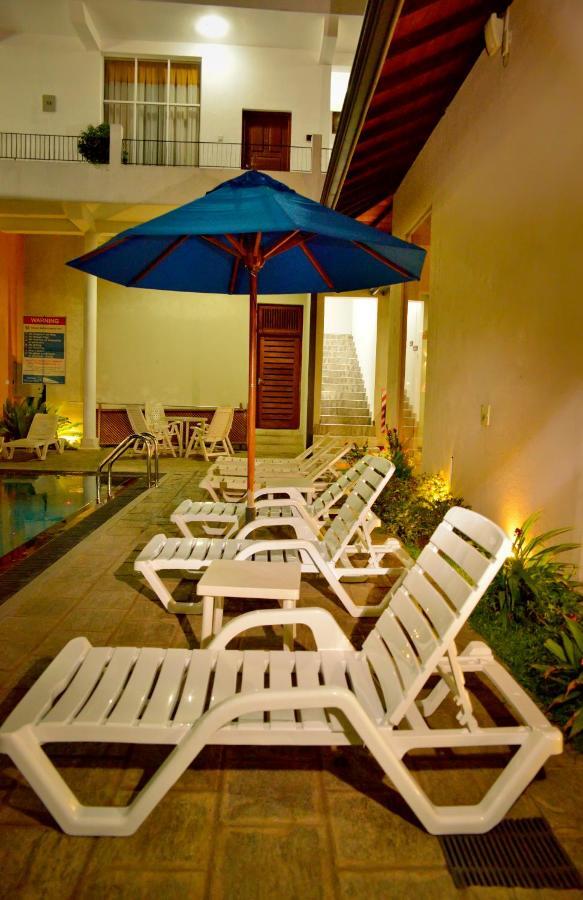 Ceylan Lodge Holambra Exterior foto